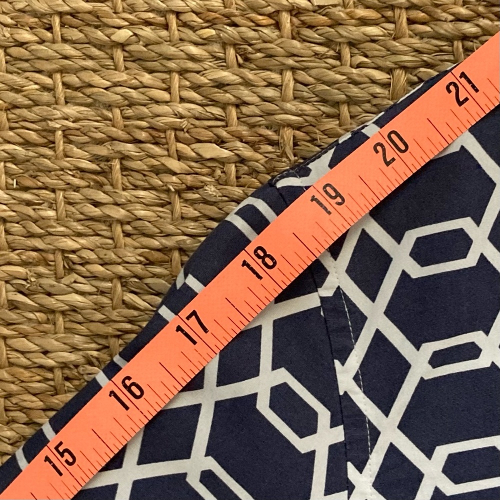 Brooks Brothers Tunic, Navy/White Interlocking Chain Pattern, L - Picture 12 of 14
